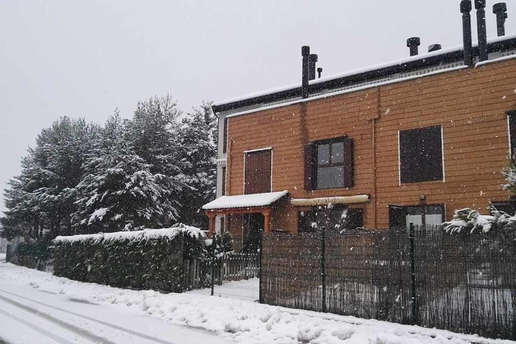 Casa Nora Вильянуа Экстерьер фото