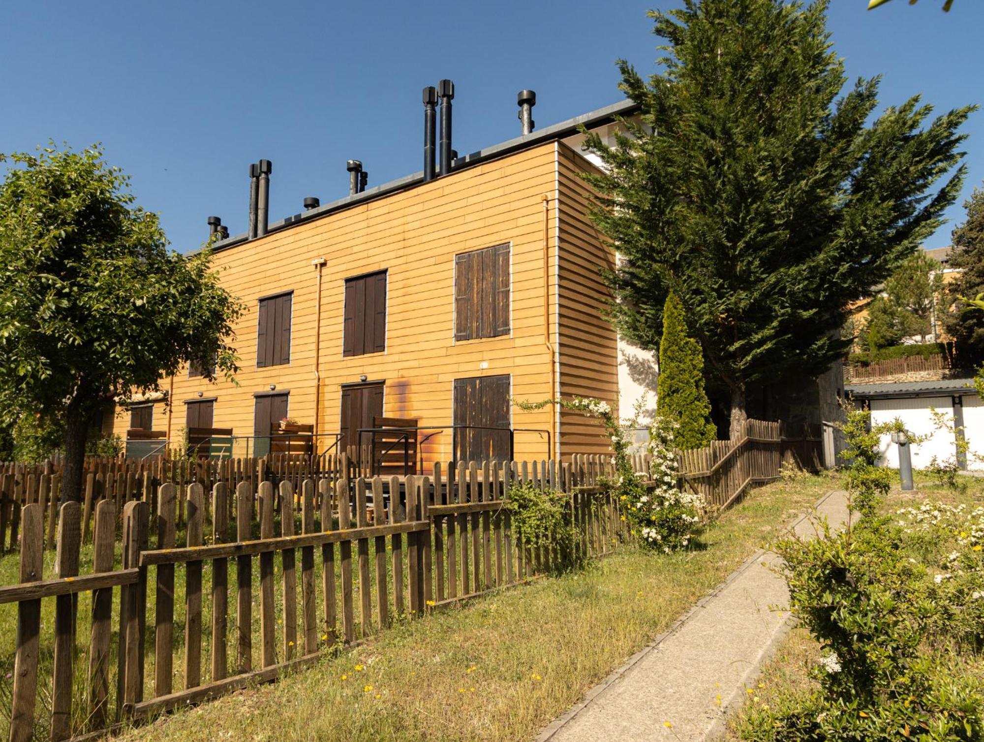 Casa Nora Вильянуа Экстерьер фото